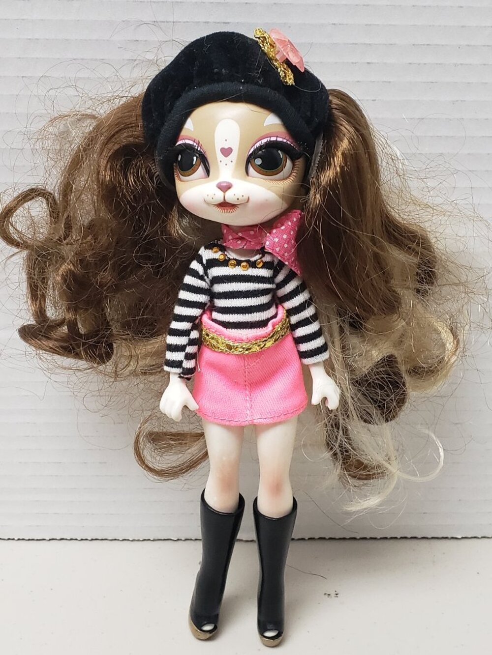 Pinkie Cooper In Paris Doll